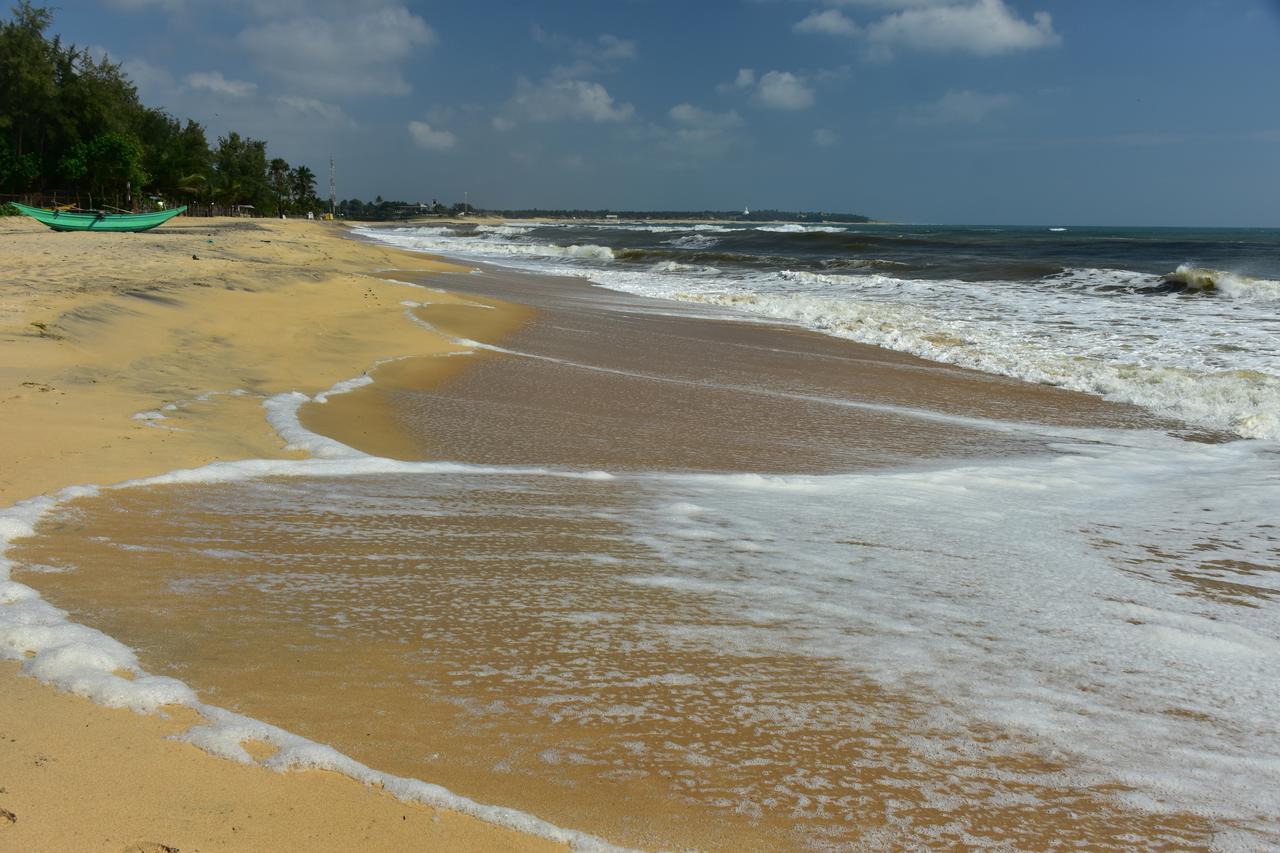 Surf Beach Hotel Аругам-Бей Екстер'єр фото